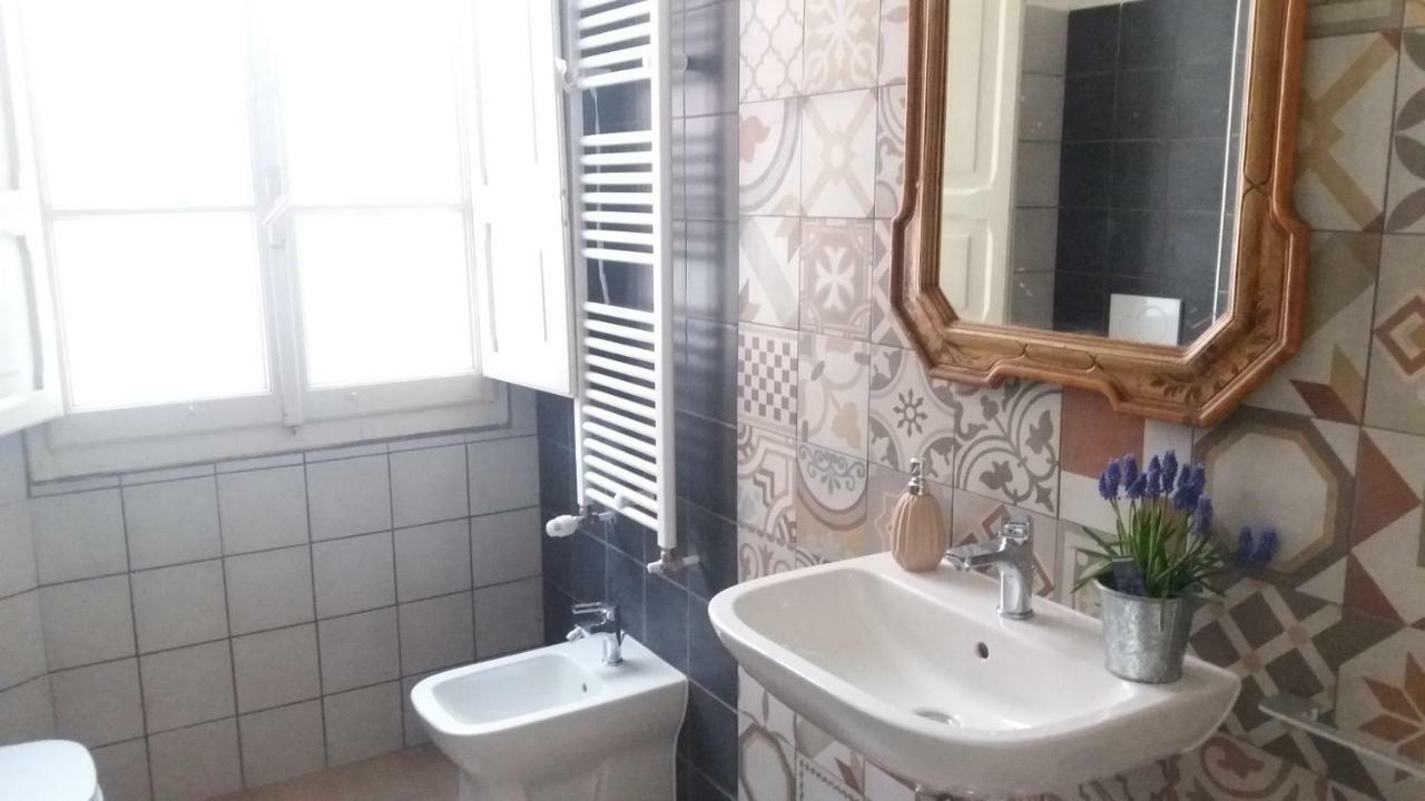 Appartement Tilia à Bologne Extérieur photo